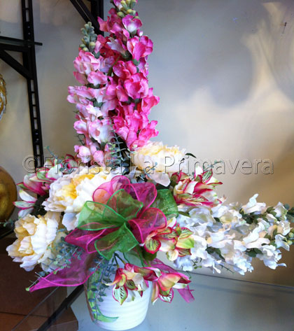 Composizione fiori artificiali